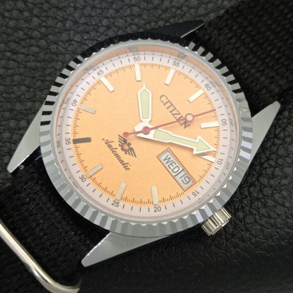 Vintage 1974 Citizen Automatic Mens Silver Watch W/daydate & Orange accents - Picture 6 of 9